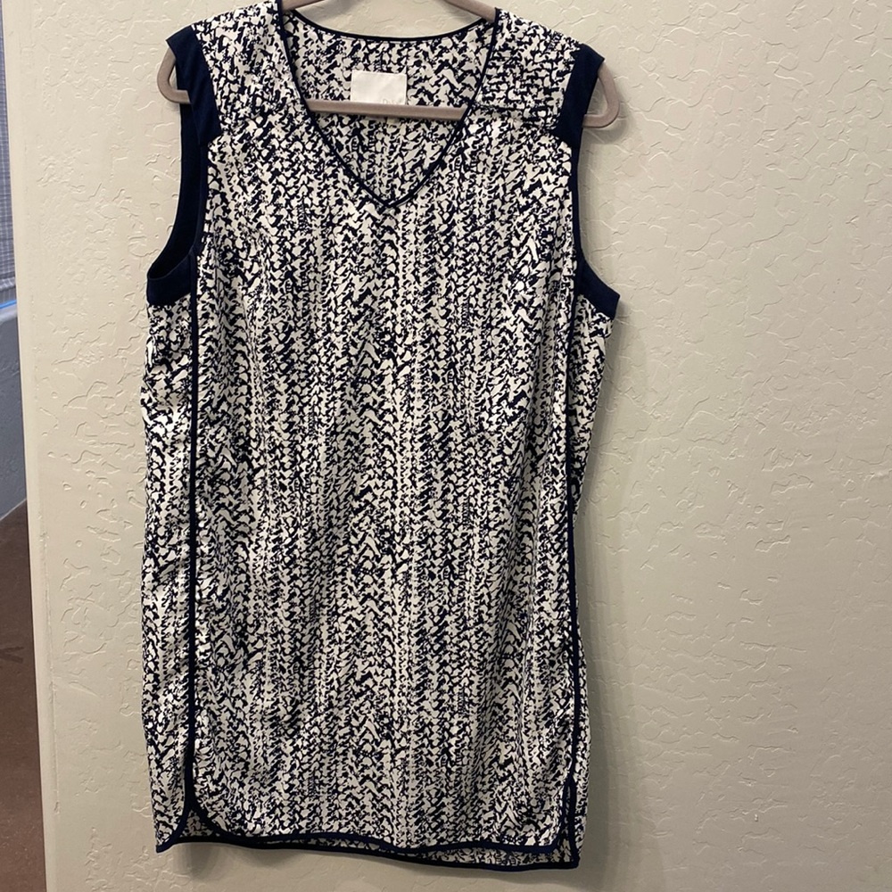 Dalia sheath dress. Blue and white. Size 12. 100% polyester